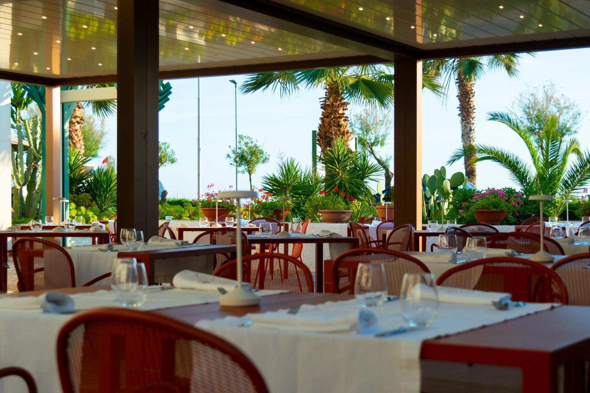 Hotel Garden Praia a Mare Esterno foto