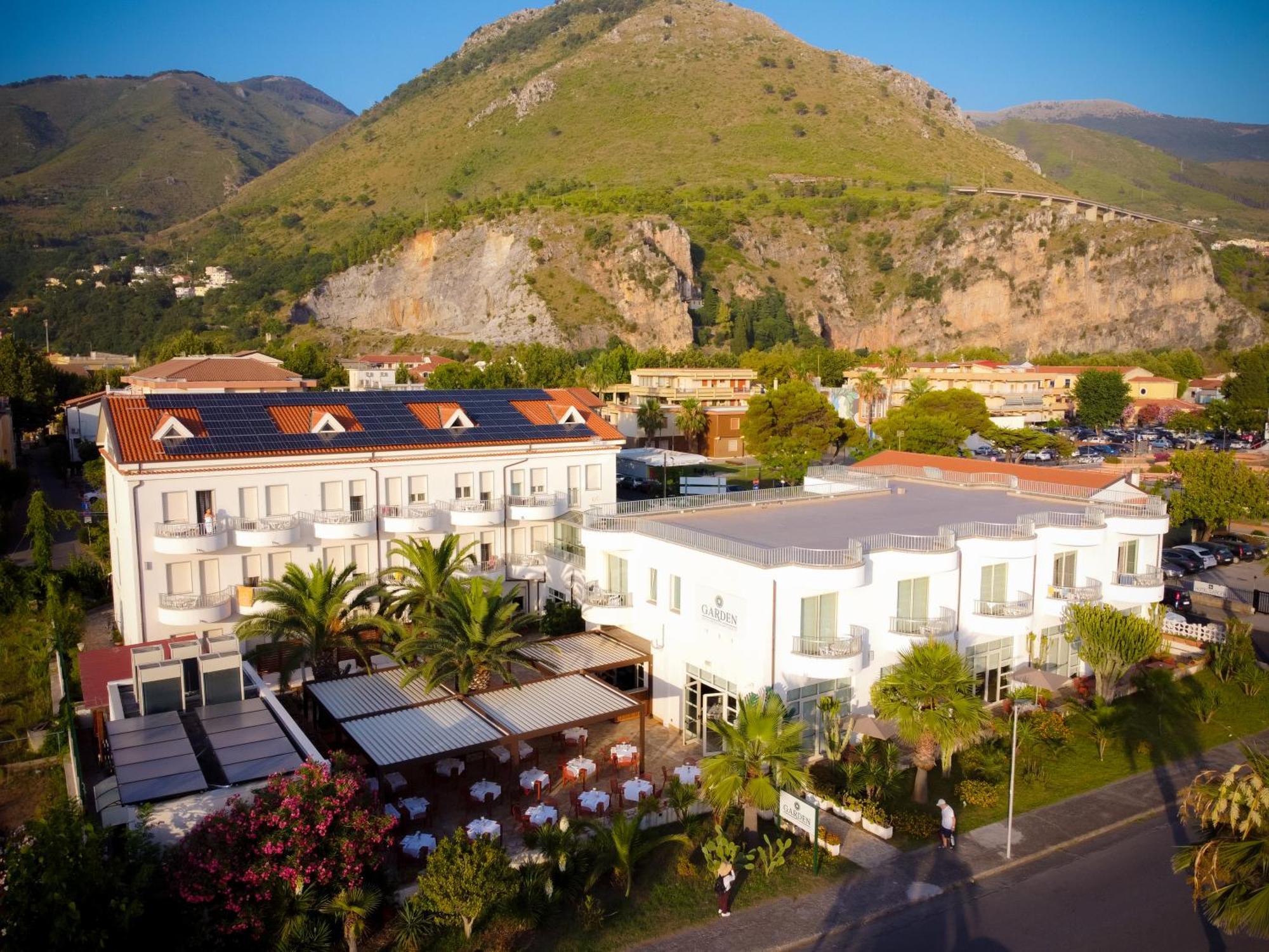 Hotel Garden Praia a Mare Esterno foto