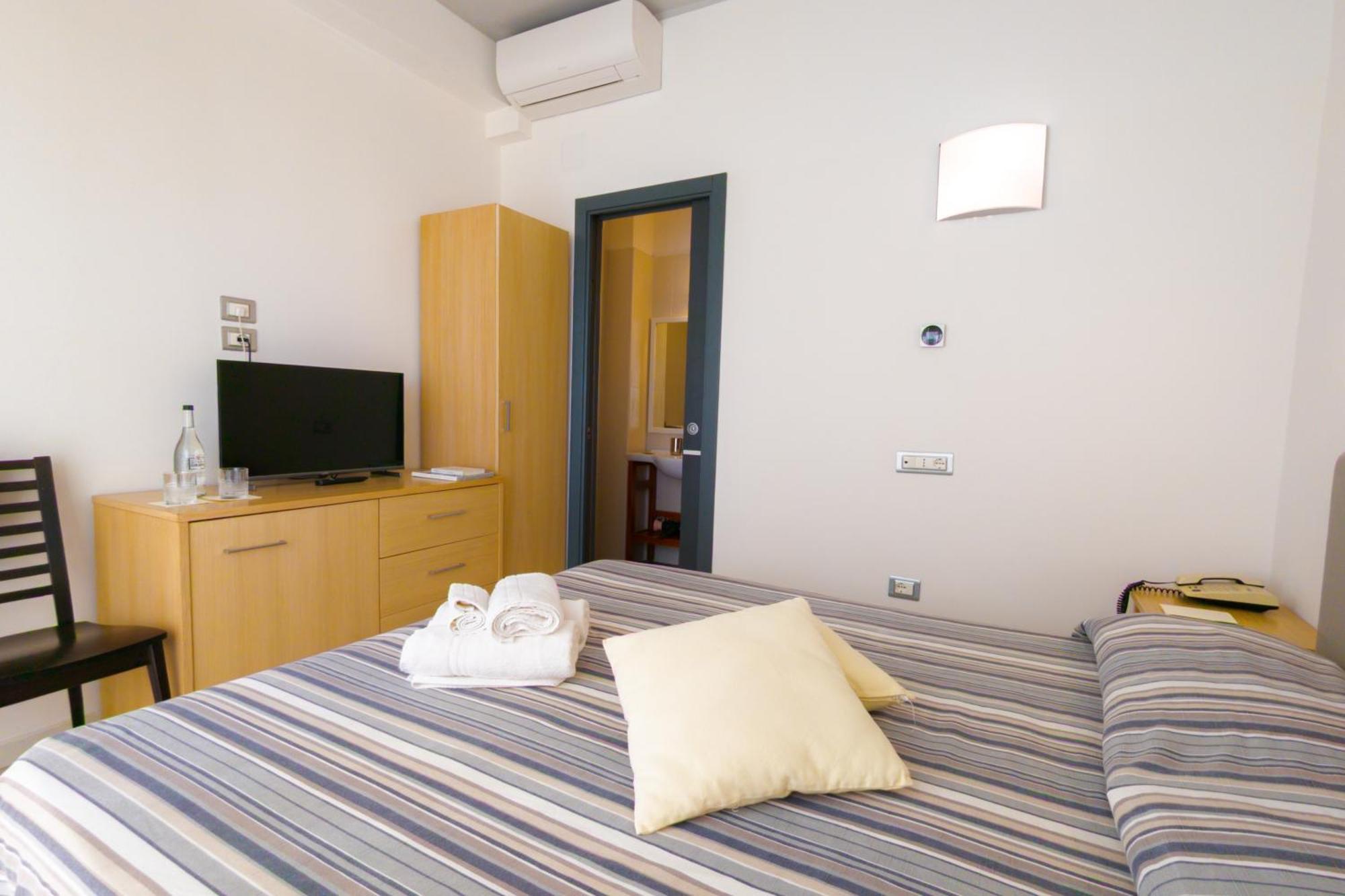 Hotel Garden Praia a Mare Esterno foto